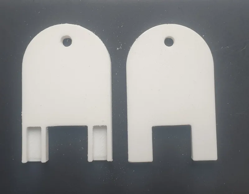 Sanis towel and soap dispenser key - K2C602