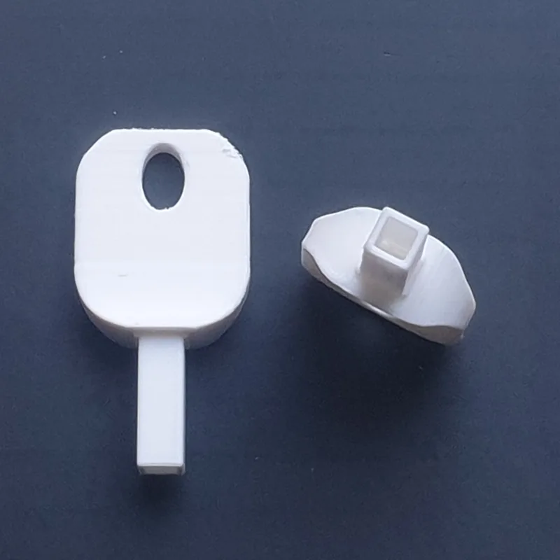 unbranded towel and soap dispenser key - K2C620