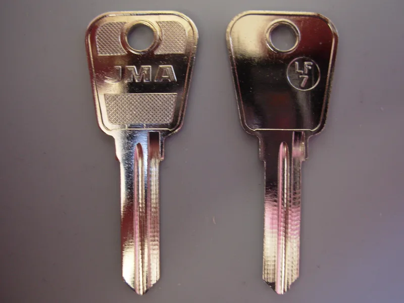 66000 - 68000 keys cut to code, office furniture, filing cabinet, locker, desk ​& Tambour