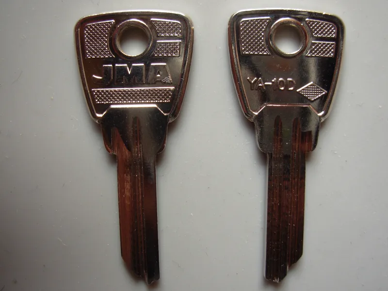 LT001 - LT100 keys cut to code, - YALE filing cabinet, locker, desk & Tambour