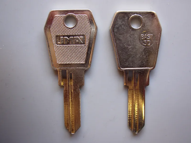 W0001 - W1000 keys cut to code, filing cabinet, locker, desk & Tambour